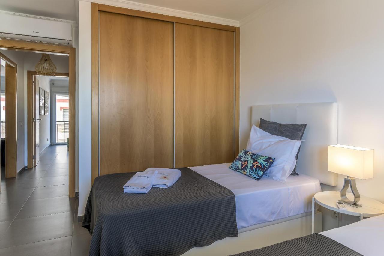 Flh Vila Real Santo Antonio Flat With Pool Vila Real de Santo António المظهر الخارجي الصورة